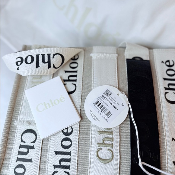 NWT & Dust Bag Chloe Sand Linen Woody Med Logo Tote - Picture 4 of 10